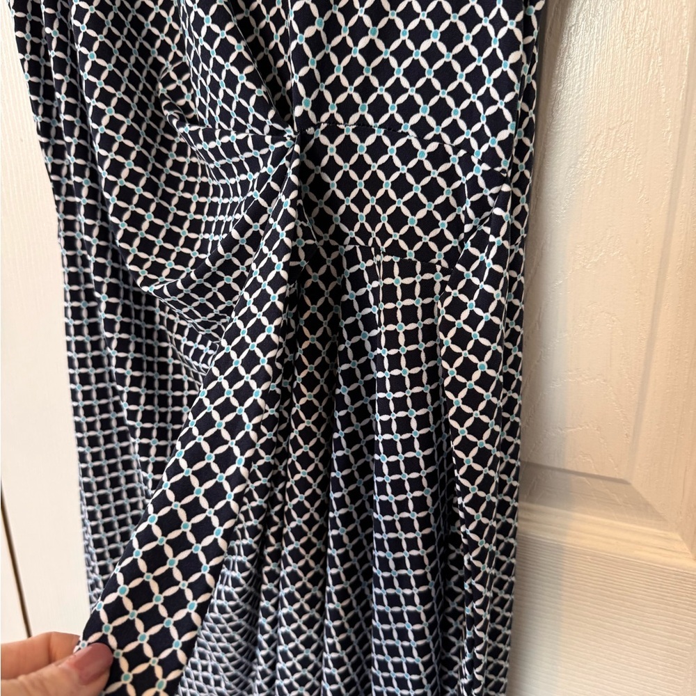 Ann Taylor Factory Blue White Geometric Pattern Sleeveless Faux Wrap Dress Sz SP - Picture 4 of 12